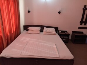 19 bedrooms, desk, free WiFi, wheelchair access - OLD KHIVA provides a comfortable rooms  (Хива)