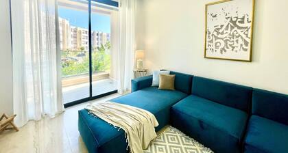 NEW Bright and Luxurious 2bds in Rd Malaga B10