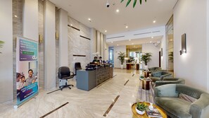 Lobby - WelHome - Cozy 1BR With Private Balcony Steps From the Canal (Dubai)