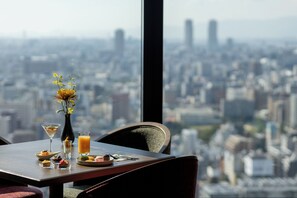 Executive lounge - Centara Grand Hotel Osaka (Osaka)