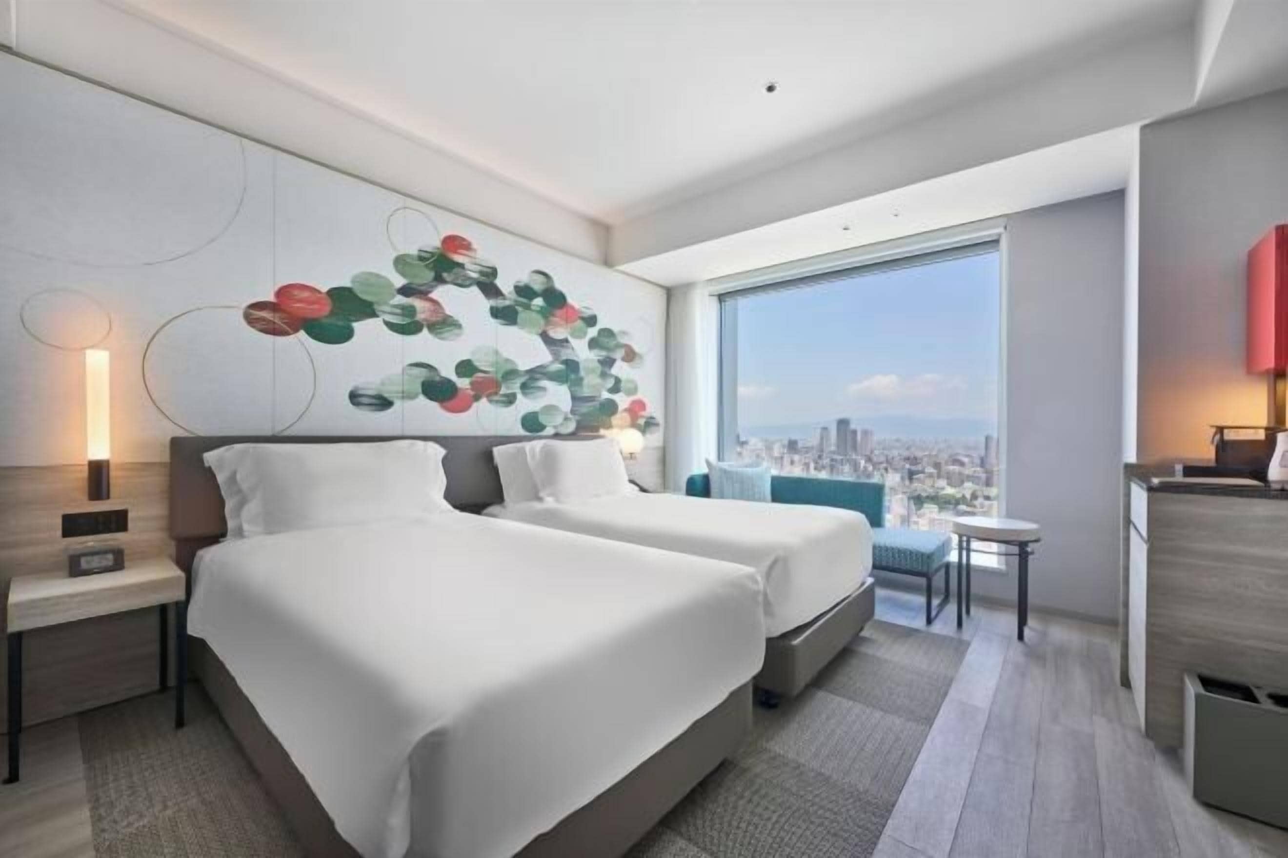 Premium bedding, in-room safe, blackout drapes, iron/ironing board