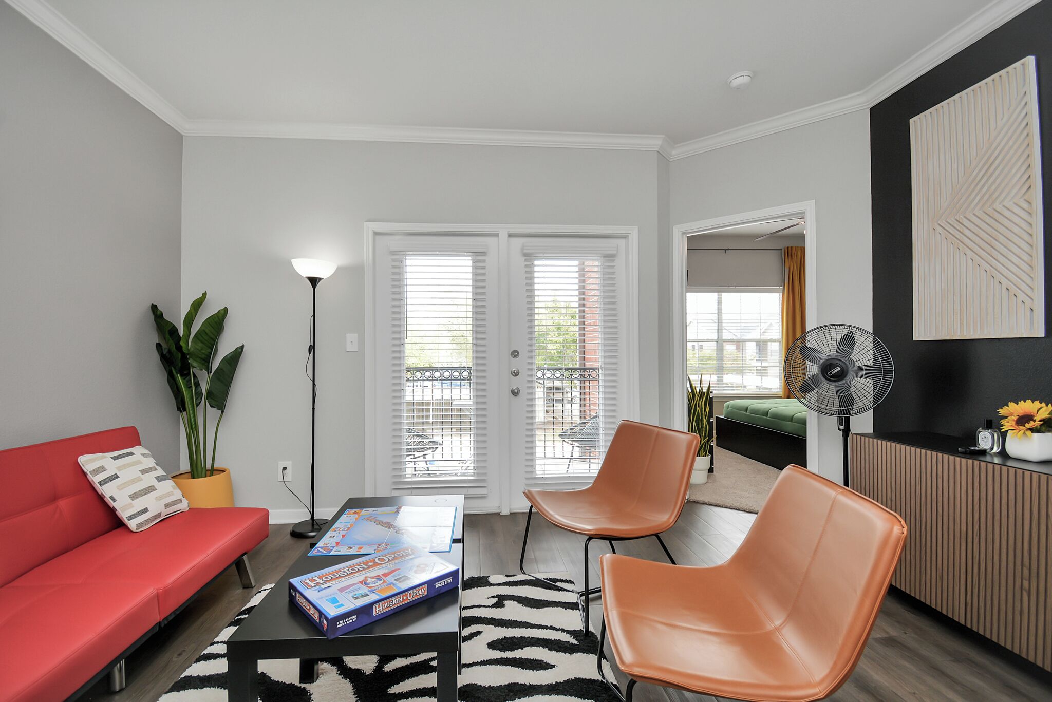 Toyota Center, Qbeds, MD Anderson, NRG Stadium, Full Kitchen, WFH, Wi-Fi, Pool, Parking