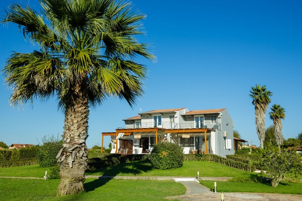 Front of property - Villa Kalliopi Sunset Sea View Kourouta (Ilida)