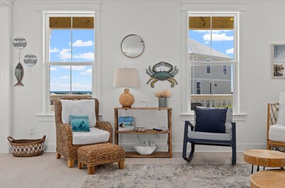 5 Bedroom with Ocean Views & the beach just down the boardwalk!