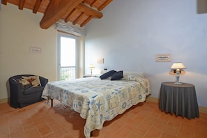 Apartamento lua de mel, 2 quartos, ao lado da montanha (Tiglio Grillo) | 2 quartos, Wi-Fi de cortesia, roupa de cama