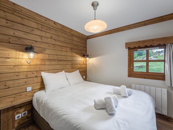 2 chambres, accès au Wi-Fi (inclus)