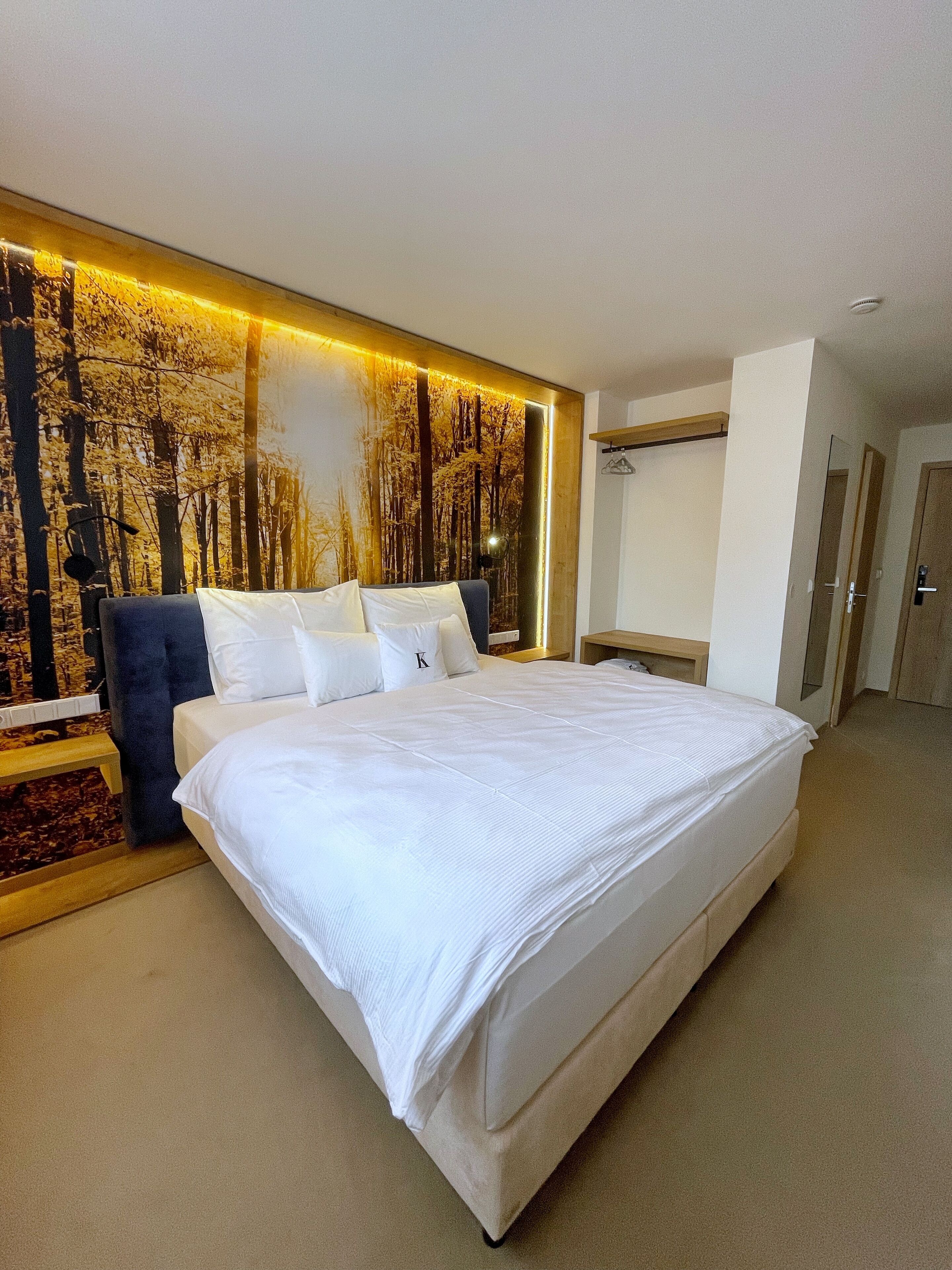 Standard-Doppel- oder -Zweibettzimmer | Hochwertige Bettwaren, Select-Comfort-Betten