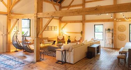 The Hemlock- Timber Frame Barndominium