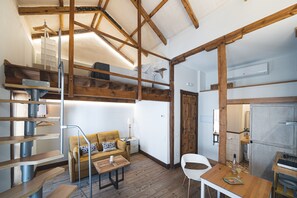 家庭房, 多张床 | 意大利 Frette 床单、高档床上用品、羽绒被、记忆海绵床垫