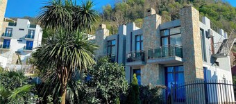 Between the mountains and the sea. Family area.