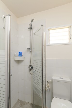 Bathroom - Duplex Lively Neighborhood by FeelHome (Tel Aviv)