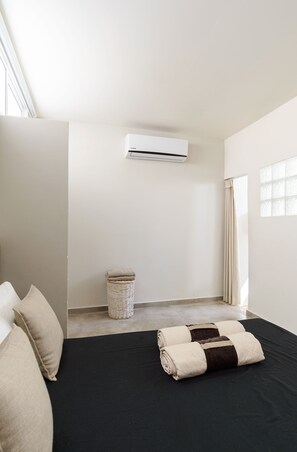 Standard-Apartment | 2 Schlafzimmer, Bügeleisen/Bügelbrett, kostenloses WLAN, Bettwäsche
