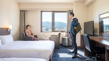 Standard Twin Room, 2 Bedrooms | Desk, laptop workspace, blackout drapes, free WiFi