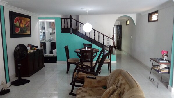 Quarto, 2 quartos, para fumantes, sacada | Parte interna