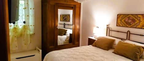 2 bedrooms