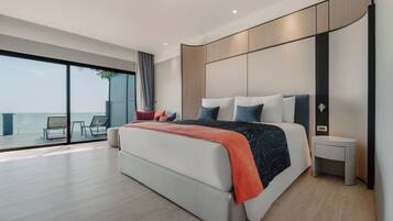Grand Deluxe Ocean View ( Adults Only) | Blackout curtains, soundproofing, bed sheets