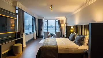 Suite With Seaview And Jacuzzi