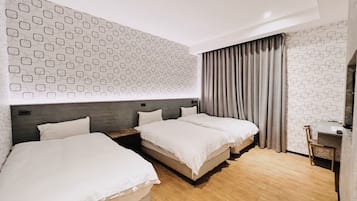 Family Room | Desk, bed sheets