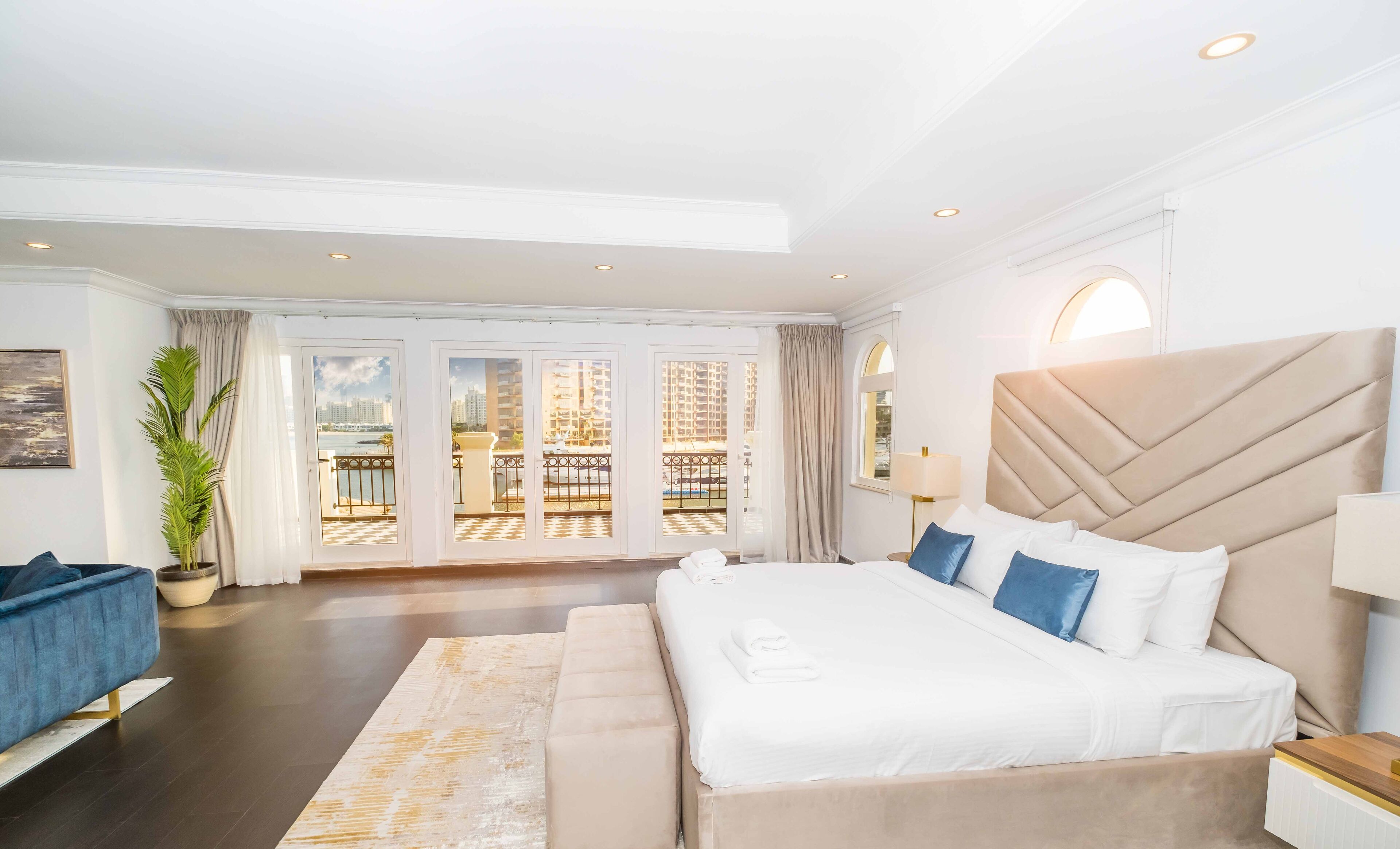 Photo - LUX The Luxury Sunny Shores Palm Villa