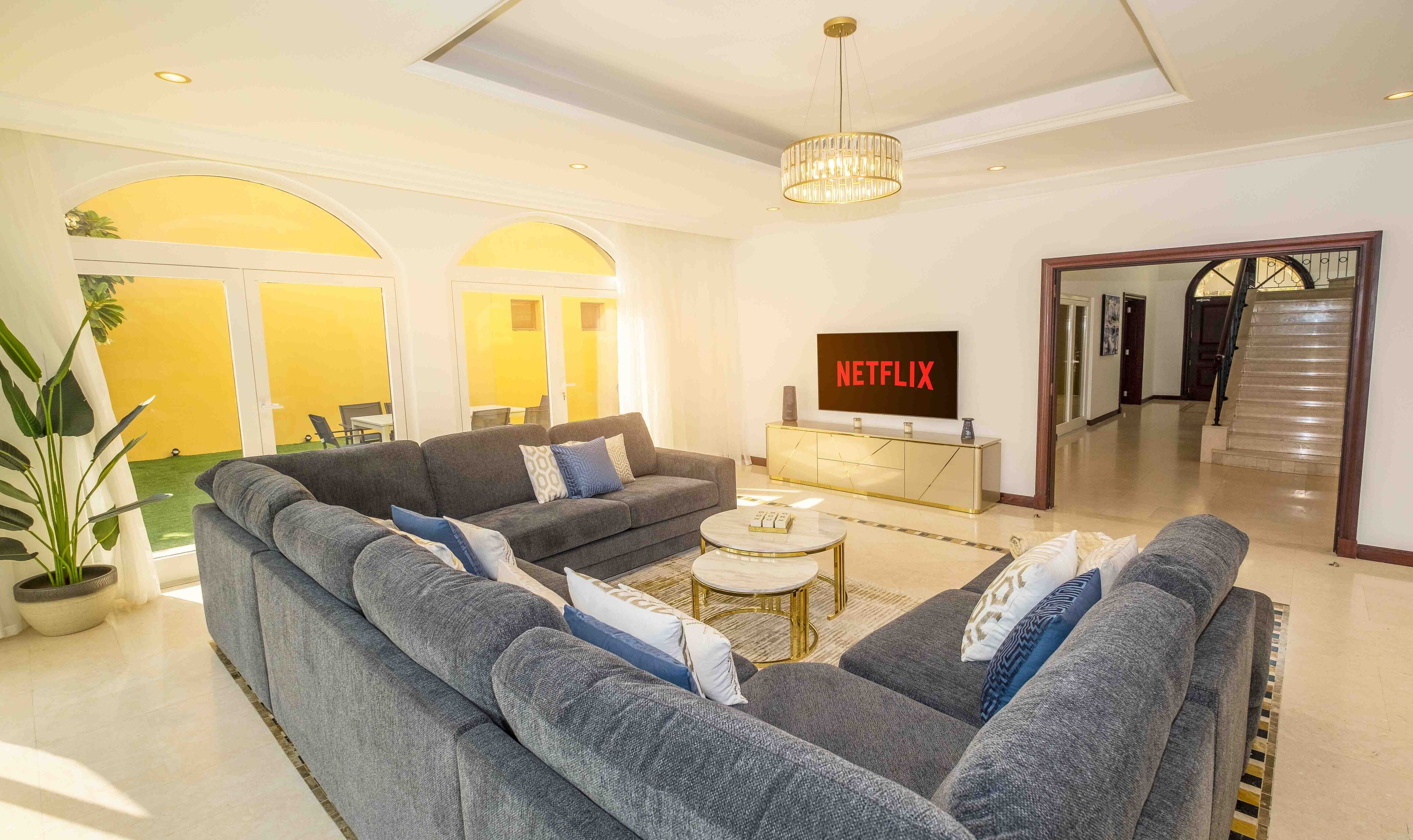 Photo - LUX The Luxury Sunny Shores Palm Villa
