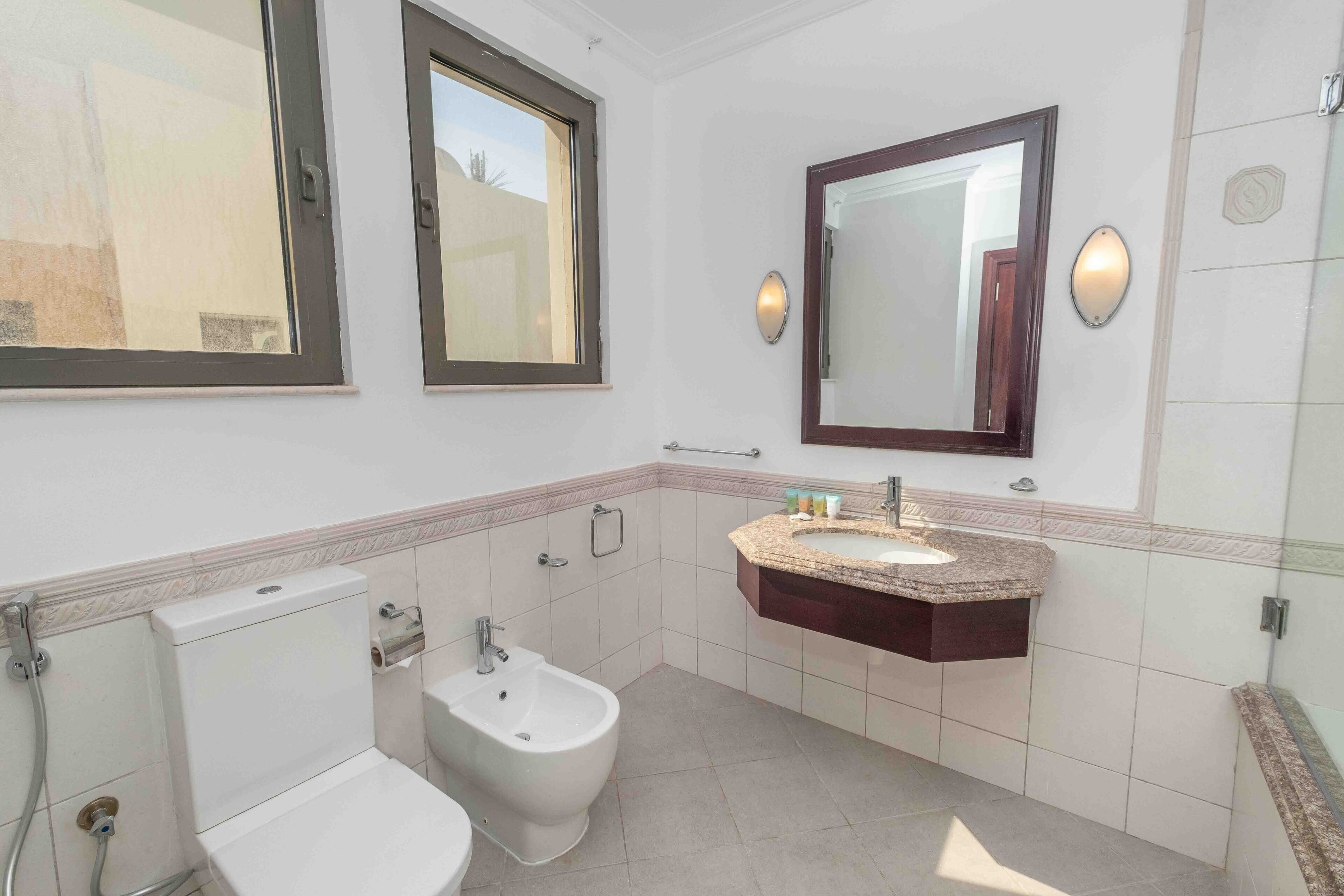 Photo - LUX The Luxury Sunny Shores Palm Villa