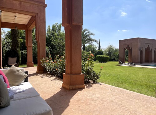 Tranquility in a Maison de Maître on the route de l'Ourika