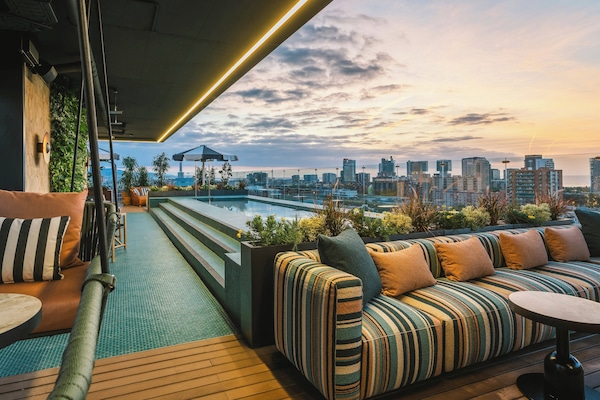 Outdoor pool, pool umbrellas