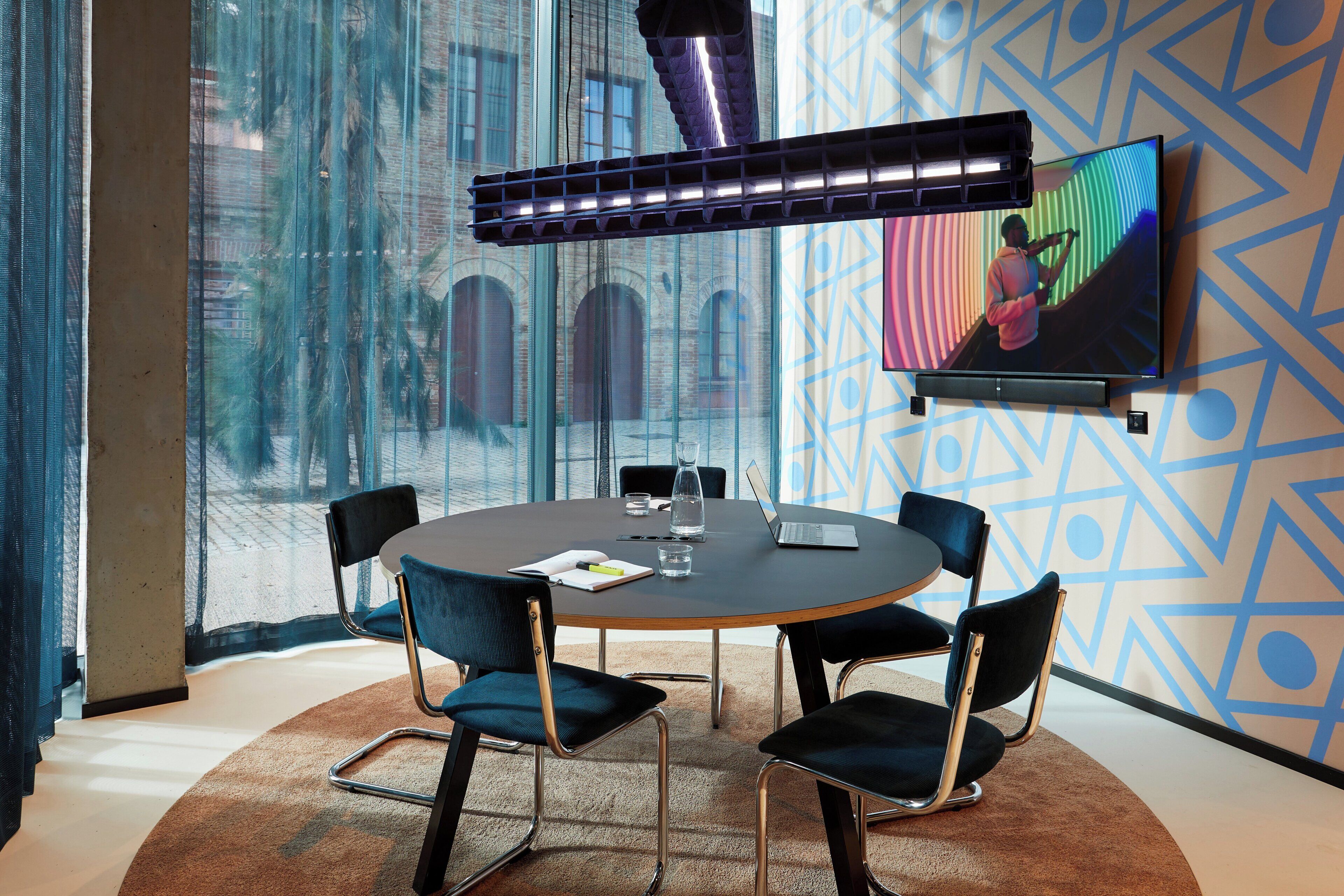 Photo - The Social Hub Barcelona Poblenou Extended Stay