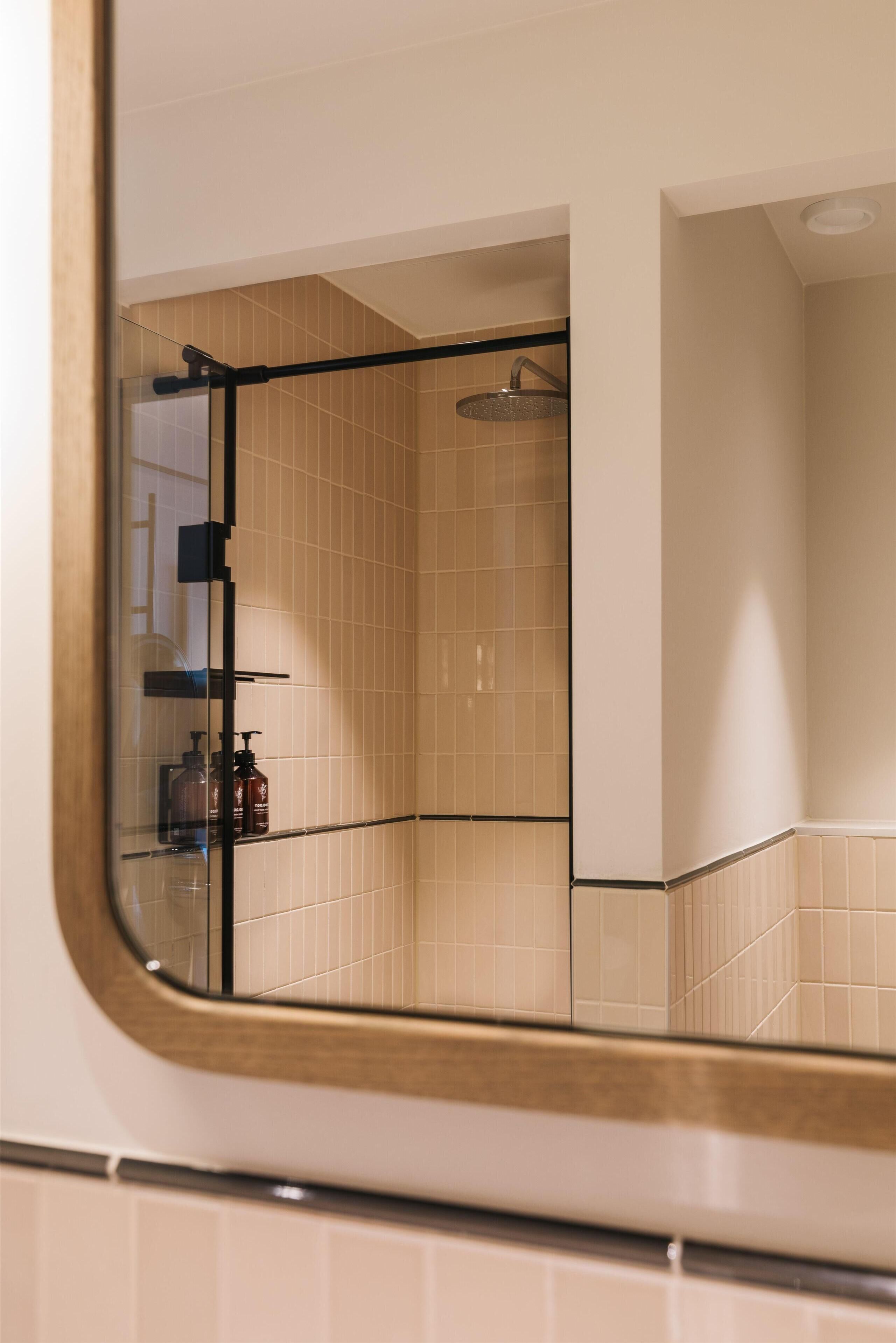 Photo - The Social Hub Barcelona Poblenou Extended Stay