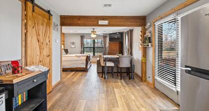 Cozy Hideaway in Denison Tx