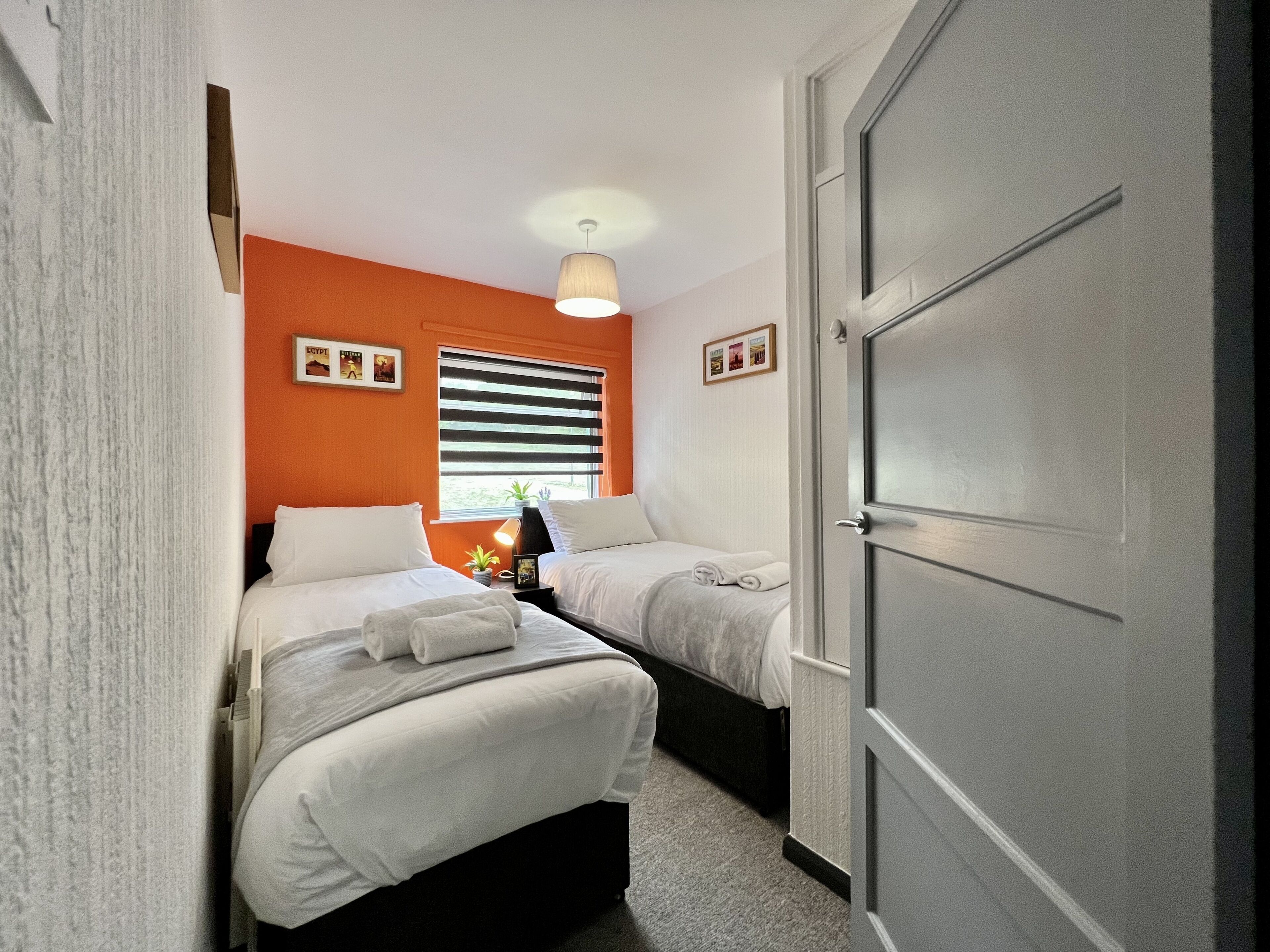 House | 3 bedrooms, iron/ironing board, free WiFi, bed sheets