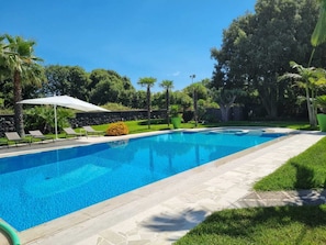 Piscine extérieure