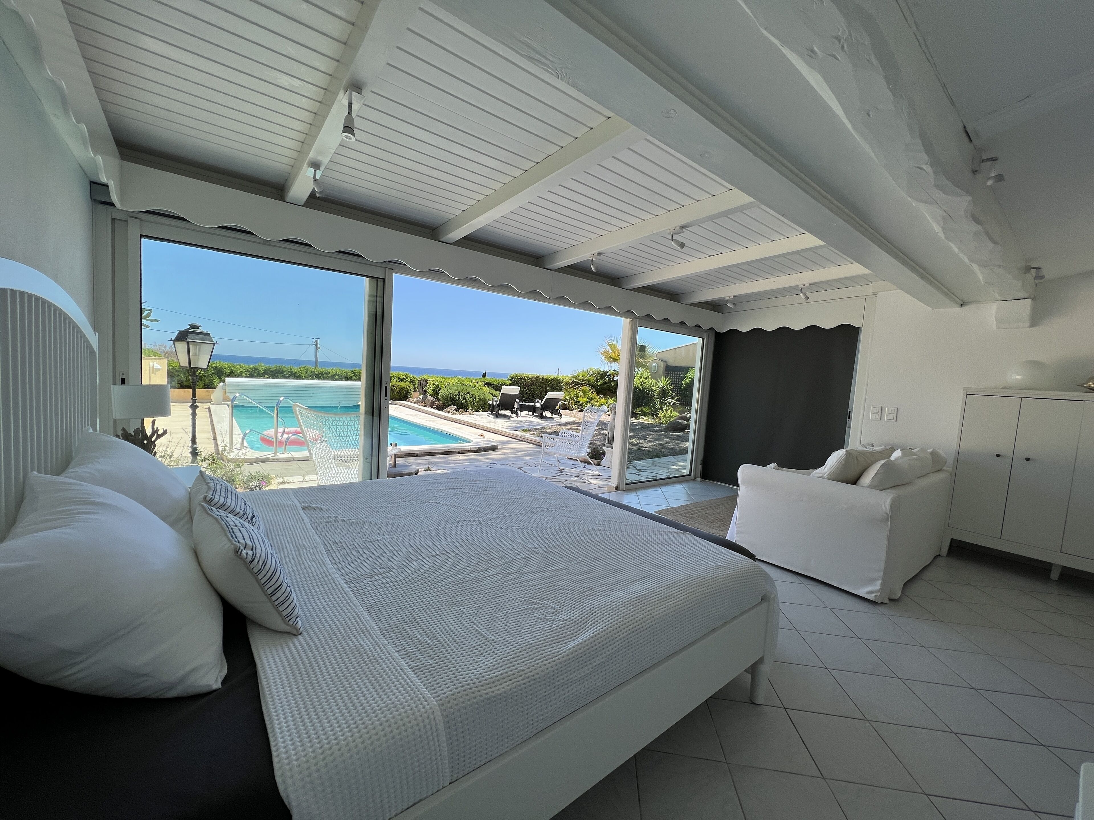 4 chambres, fer et planche à repasser, Wi-Fi gratuit, draps fournis