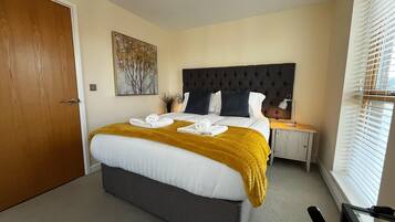 3 bedrooms, iron/ironing board, free WiFi