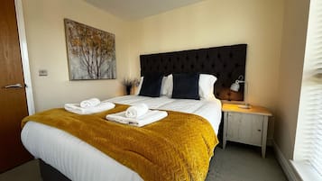 3 bedrooms, iron/ironing board, free WiFi