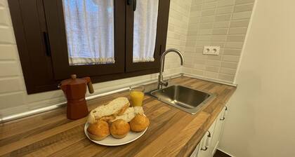 Apartment number 6 ground floor with terrace and garden