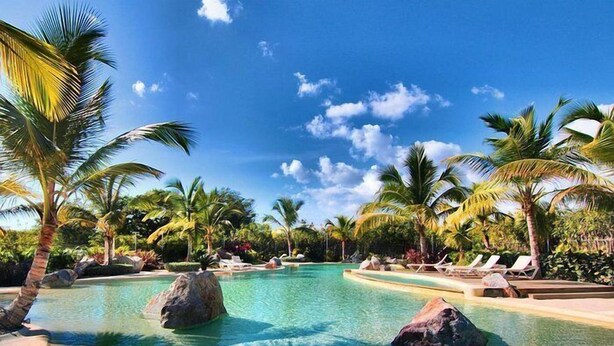 Outdoor pool