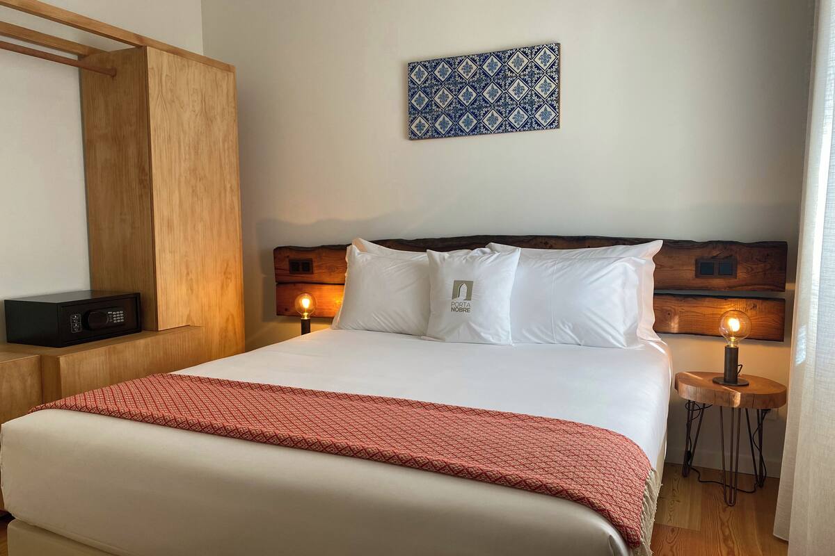 Egyptian cotton sheets, premium bedding, down comforters