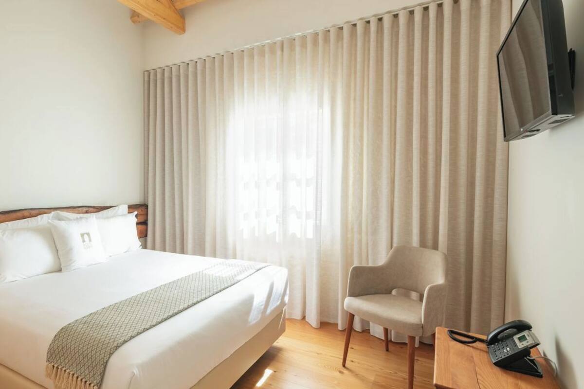 Egyptian cotton sheets, premium bedding, down comforters