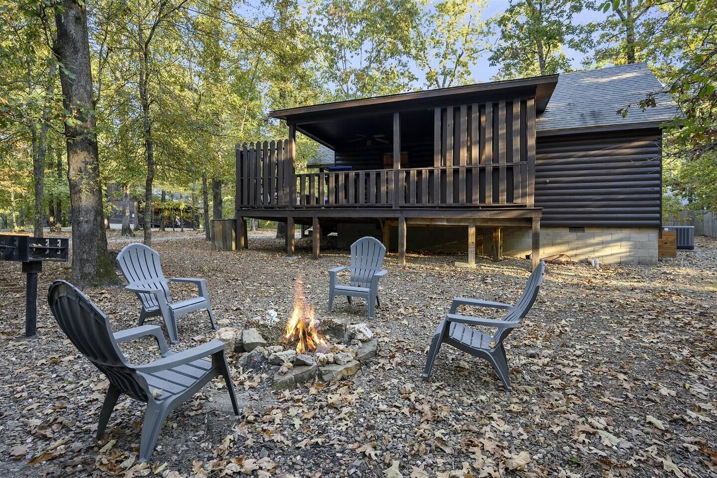Most affordable couples cabin in the heart of Hoch