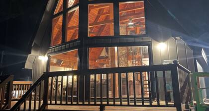 Private waterfront retreat minutes from beach/base