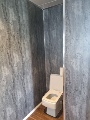 Cottage | Bathroom