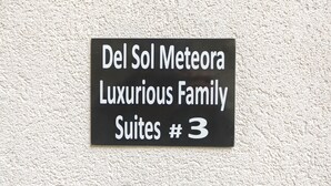 Exterior - Del Sol Meteora Luxurious Family Suites3 (Kalabaka)