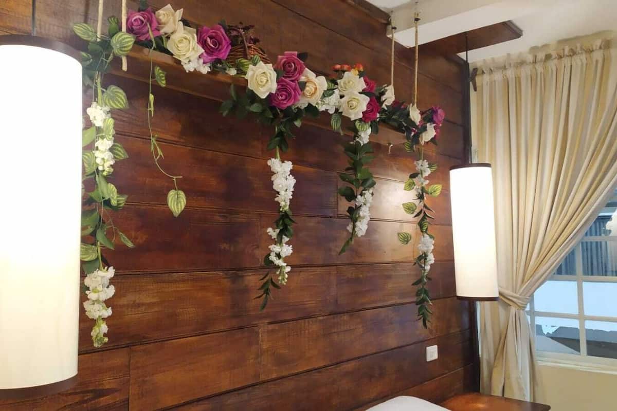Habitación | Escritorio, wifi gratis y ropa de cama