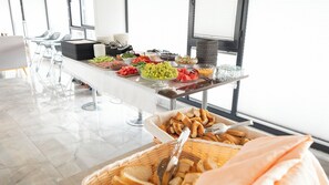 Daily continental breakfast for a fee - YALIKÖY DENİZ OTEL (Catalca)