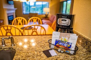 Interior - Laurel Crest™ - Pigeon Forge - 1 Bedroom Deluxe (Pigeon Forge)