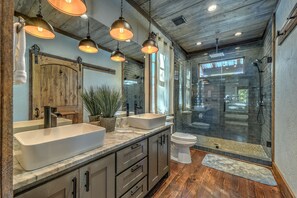 Shower - Sunrock Mountain Dream I & II ~ 2 SideBySide Luxury Cabins (Blue Ridge)