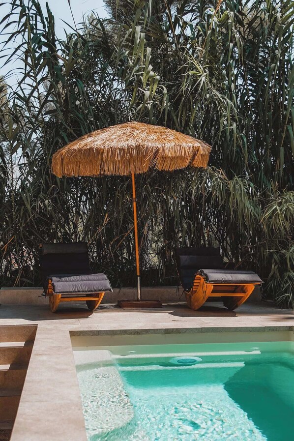 Piscine extérieure, piscine chauffée