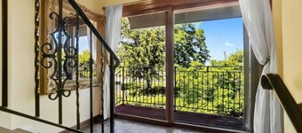 Part of Mini-Mansion, private, Lake Erie views