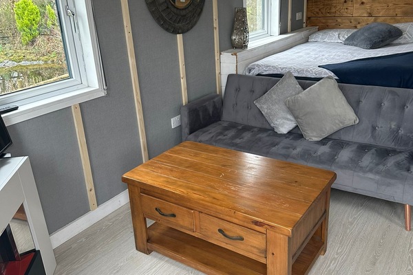 Cabin | Living area